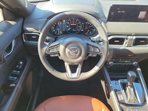Certified 2025 MAZDA CX-5 Carbon Edition image 17