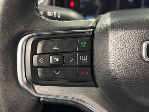 Used 2024 Jeep Wagoneer Series II AWD/4WD image 25