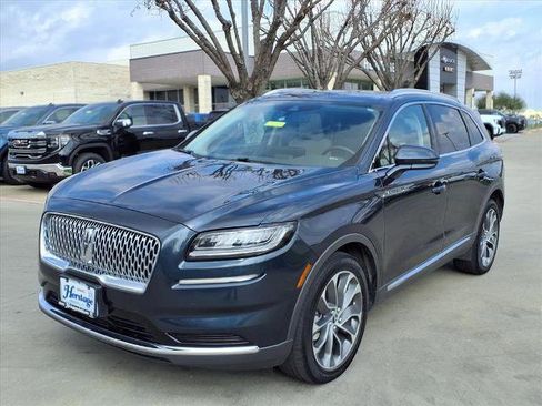 Used 2023 Lincoln Nautilus Reserve image 28