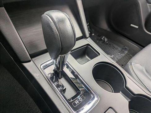 Used 2018 Subaru Outback 3.6R Limited image 12