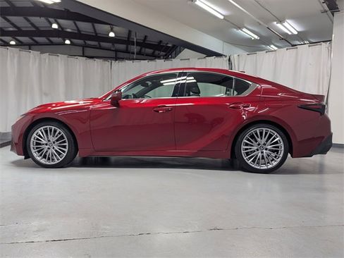 Used 2025 Lexus IS 300 300 w/ Premium Package image 23