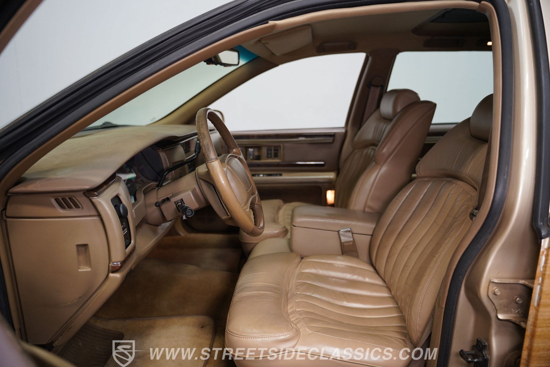 Used 1996 Buick Roadmaster Estate RWD image 38