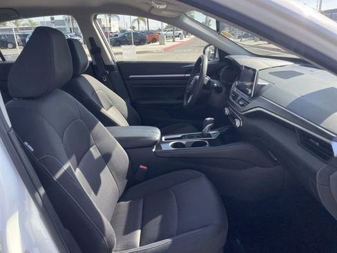Used 2023 Nissan Altima 2.5 SV image 26