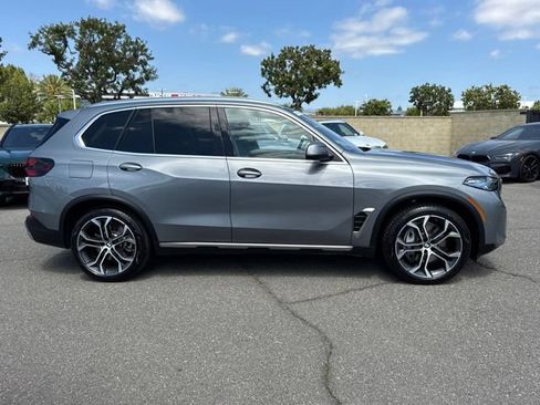 Used 2026 BMW X5 xDrive50e w/ Parking Assistance Package AWD/4WD image 7