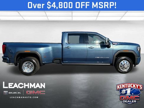 New 2026 GMC Sierra 3500 Denali w/ Denali Reserve Package image 2