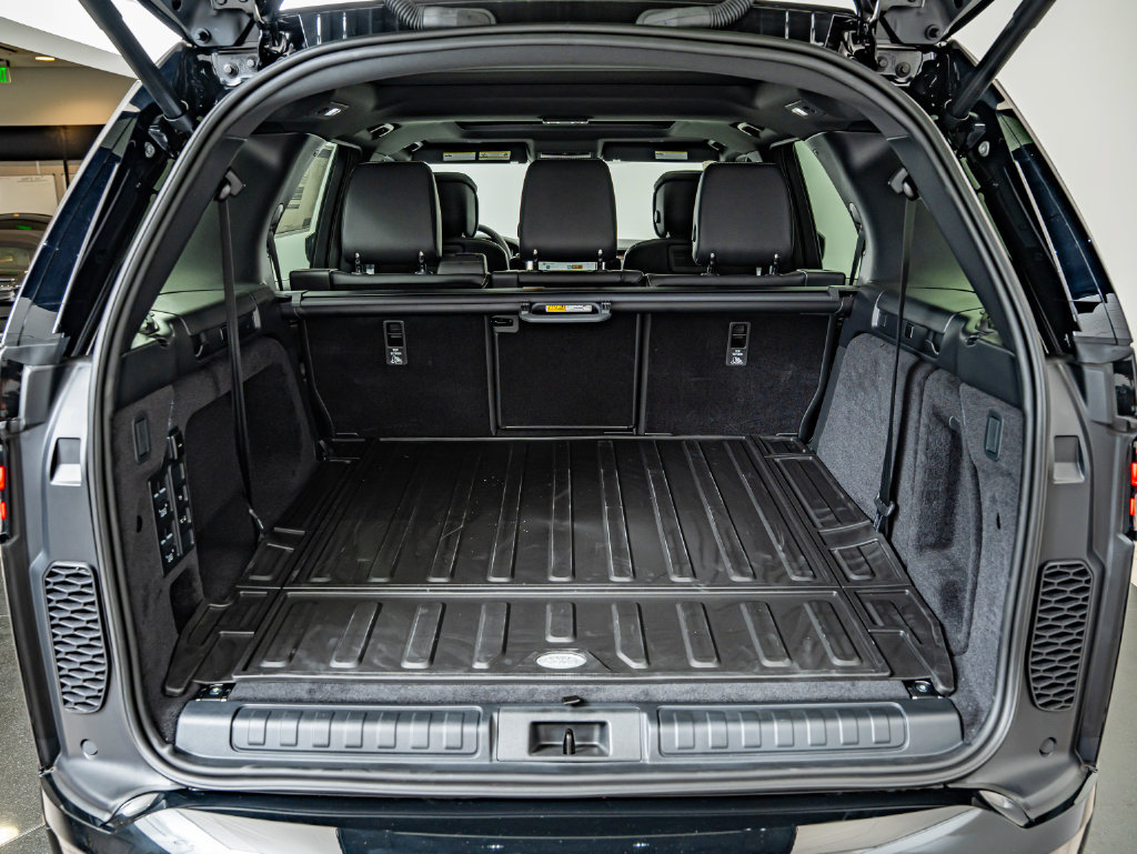 New 2026 Land Rover Discovery Dynamic SE AWD/4WD image 36