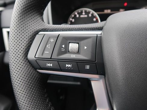 New 2025 Mitsubishi Outlander AWD image 31