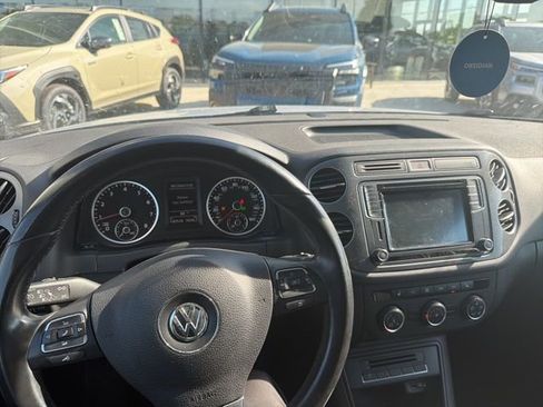 Used 2017 Volkswagen Tiguan Wolfsburg Edition AWD/4WD image 7