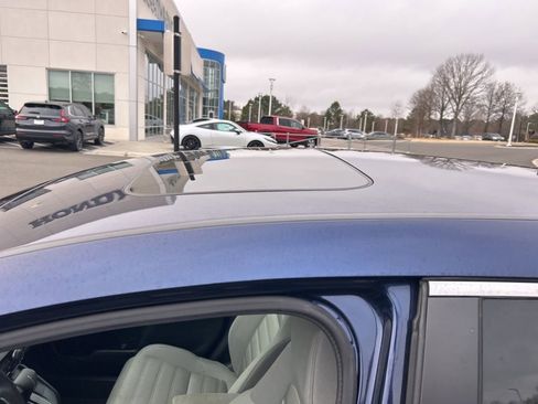 Used 2017 Honda CR-V EX image 4