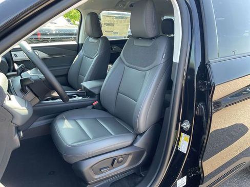 New 2026 Ford Explorer Active w/ Active Comfort Package AWD/4WD image 15