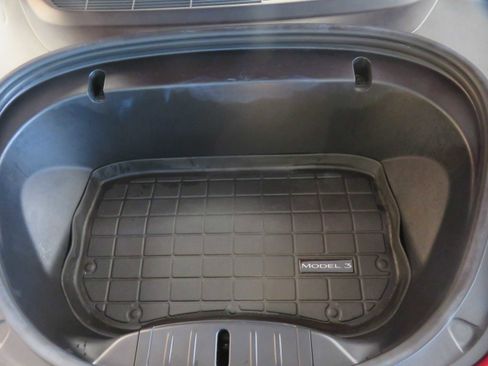 Used 2020 Tesla Model 3 Long Range image 49