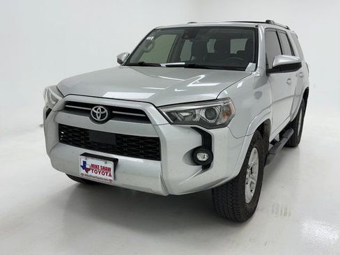 Used 2022 Toyota 4Runner SR5 image 4