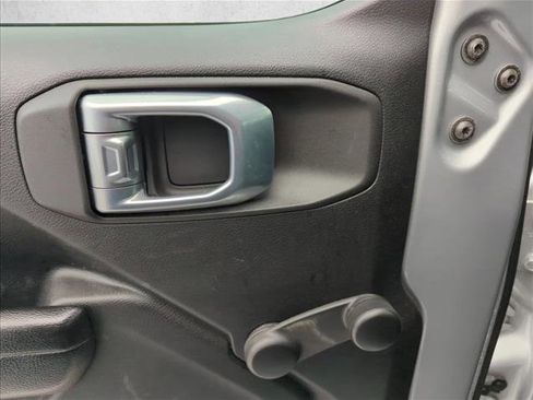 Used 2023 Jeep Gladiator Sport w/ Trailer Tow Package image 8