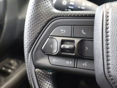 New 2025 Toyota Tacoma SR5 image 15