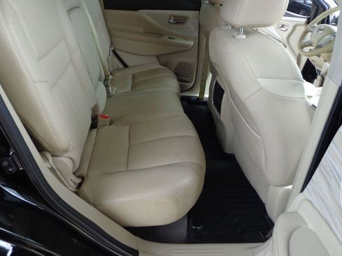 Used 2017 Nissan Murano Platinum w/ Platinum Technology Package image 19