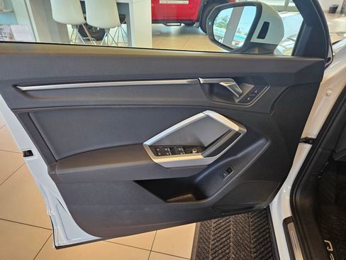 Used 2020 Audi Q3 2.0T Premium Plus w/ Premium Plus Package image 13