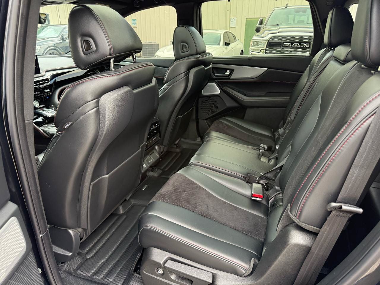 Used 2025 Acura MDX A-Spec AWD/4WD image 45