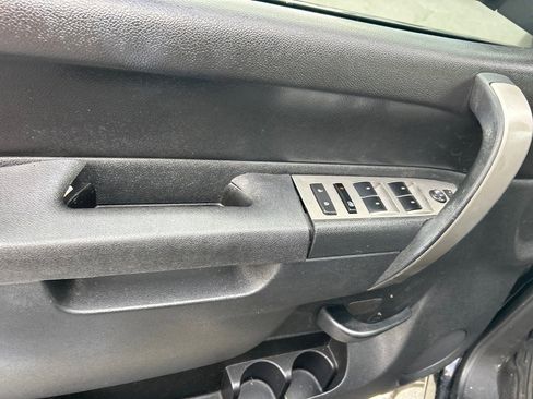 Used 2011 Chevrolet Silverado 1500 LS image 10