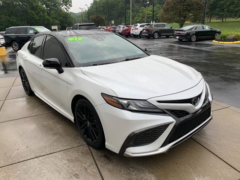 Used 2021 Toyota Camry XSE AWD/4WD image 8