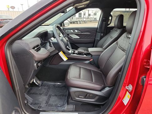 New 2026 Ford Explorer Platinum w/ LUX Leather Package image 10