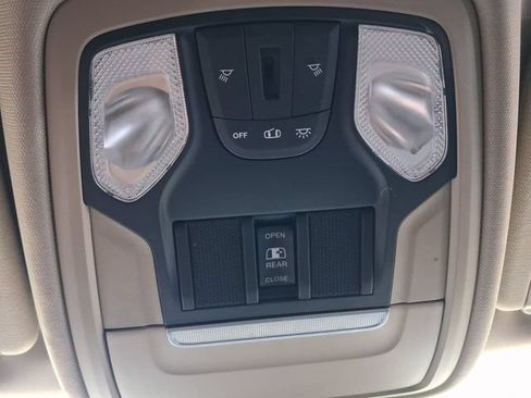Used 2020 RAM 1500 Big Horn AWD/4WD image 33