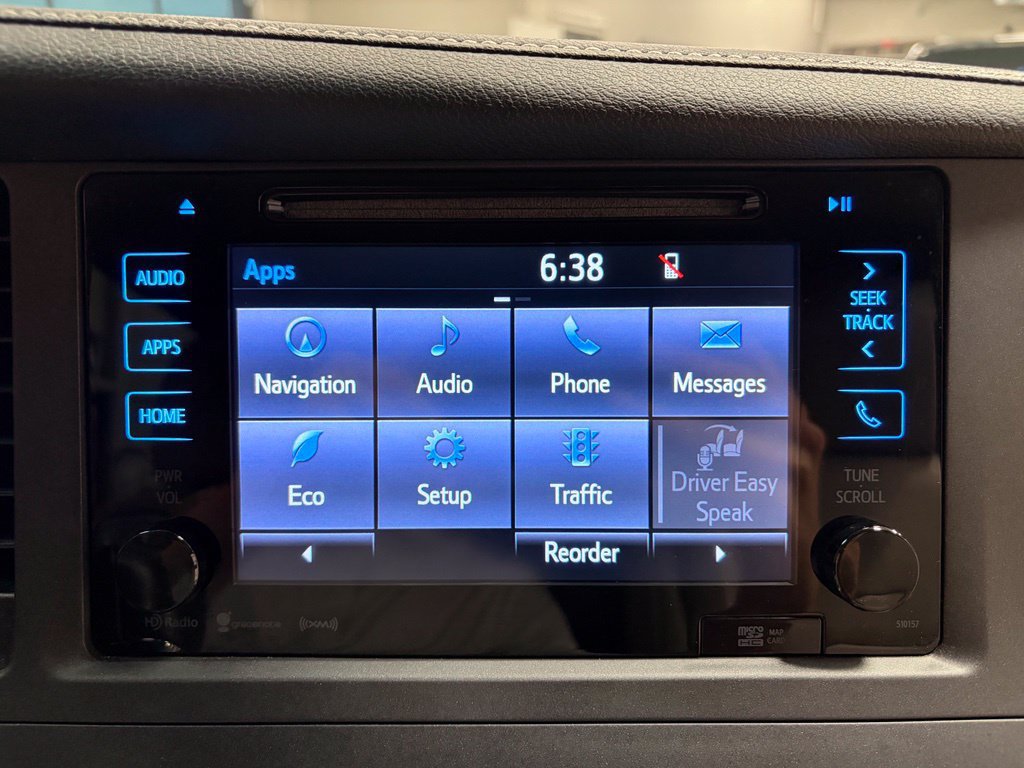 Used 2016 Toyota Sienna XLE w/ XLE Navigation Package FWD image 21