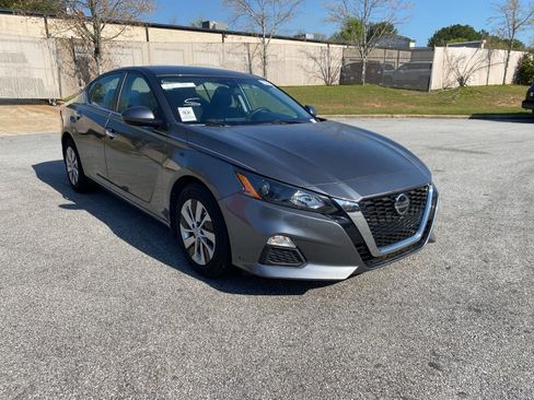 Used 2022 Nissan Altima 2.5 S image 8