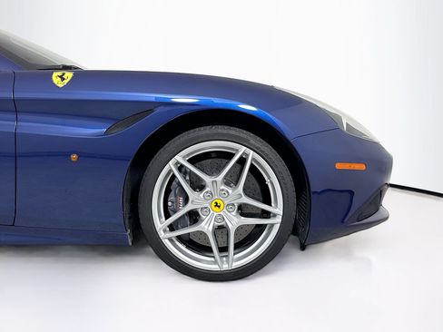 Certified 2015 Ferrari California T RWD image 26