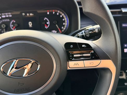 Used 2024 Hyundai Santa Cruz SEL image 16