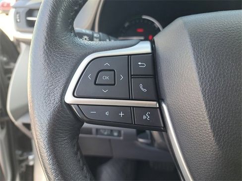 Used 2024 Toyota Sienna XLE image 21
