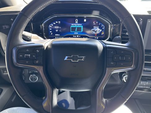 Used 2023 Chevrolet Silverado 1500 ZR2 w/ Technology Package image 20