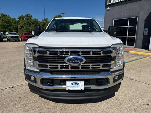 New 2025 Ford F550 4x4 Regular Cab Super Duty image 3