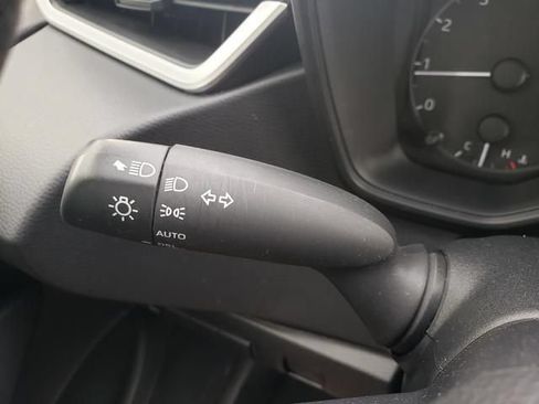 Used 2024 Toyota Corolla LE FWD image 20