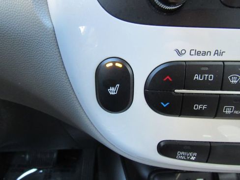 Used 2017 Kia Soul EV-e image 37