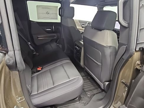 New 2025 GMC Hummer EV 2X w/ Extreme Off-Road Package image 41