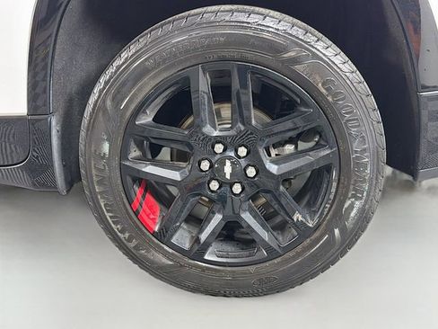Used 2021 Chevrolet Traverse Premier w/ Redline Edition AWD/4WD image 31