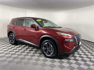 Used 2024 Nissan Rogue SV video 1
