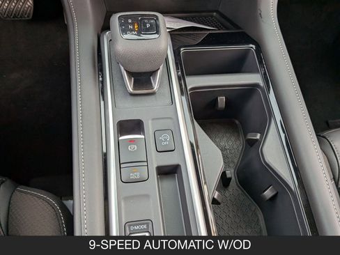 New 2025 Nissan Pathfinder SL image 18