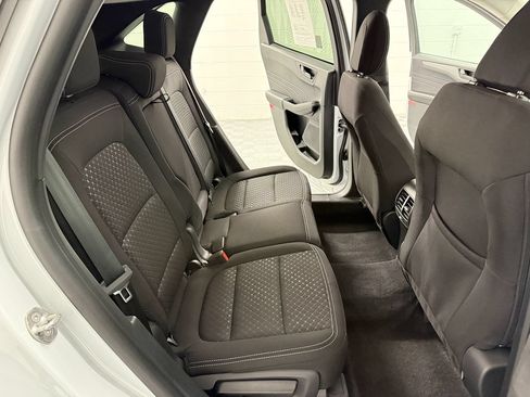 Used 2025 Ford Escape Active AWD/4WD image 12
