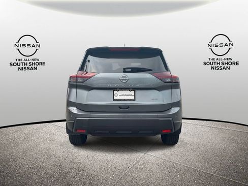 Certified 2026 Nissan Rogue SV AWD/4WD image 6