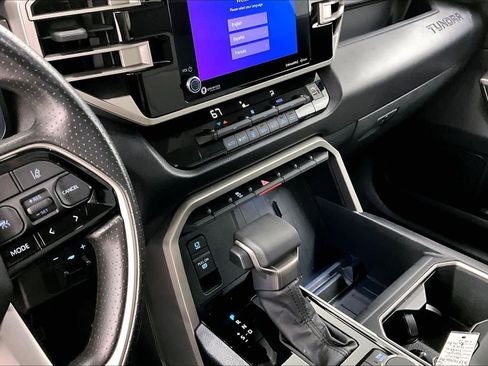 Used 2022 Toyota Tundra SR5 image 33