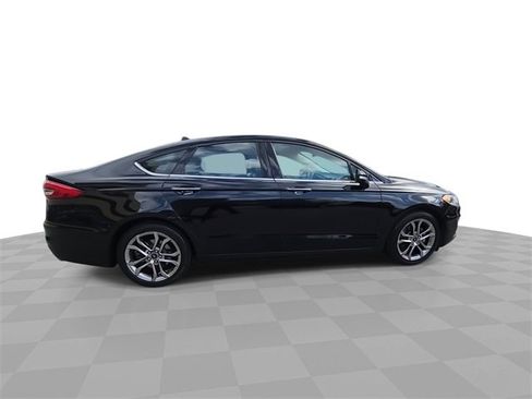 Used 2020 Ford Fusion SEL image 9