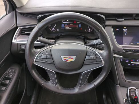 Used 2019 Cadillac XT5 Luxury image 24