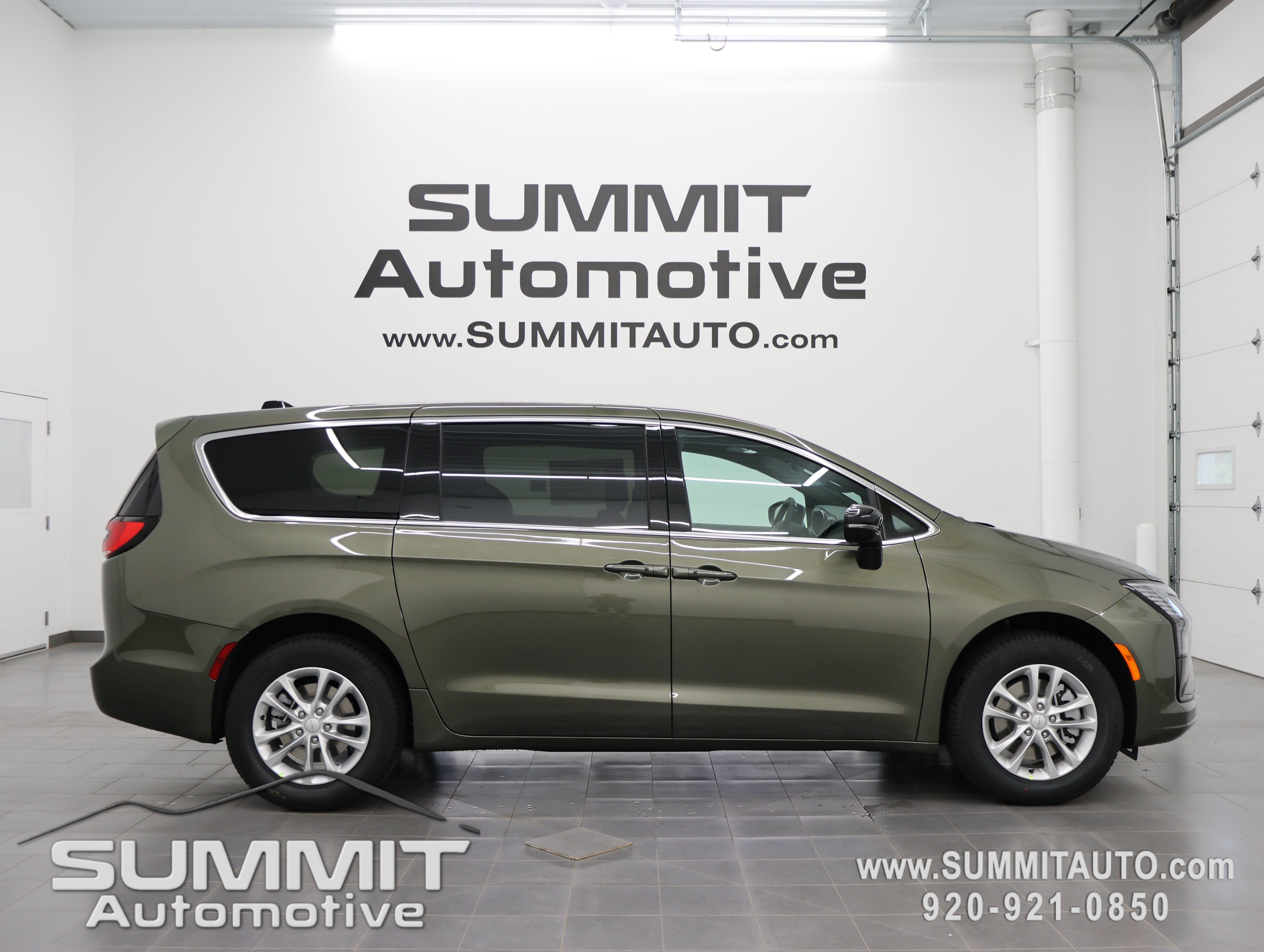 New 2027 Chrysler Pacifica Select AWD/4WD 360° Tour