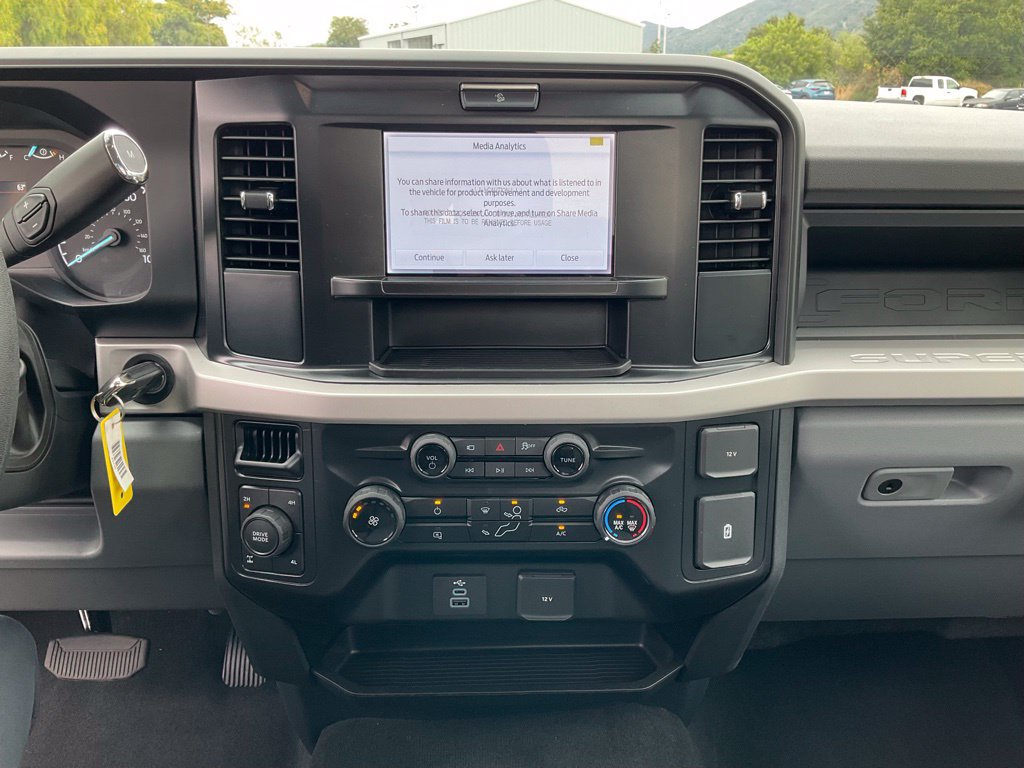 Used 2025 Ford F350 XL w/ STX Appearance Package AWD/4WD image 55
