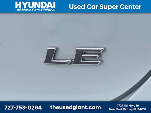 Used 2022 Toyota Camry LE FWD image 12