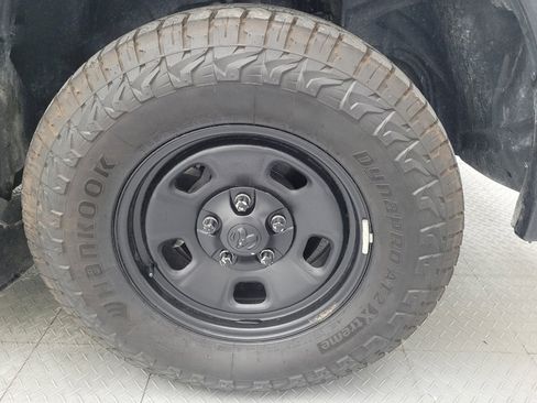 Used 2017 RAM 1500 Tradesman w/ Protection Group AWD/4WD image 31