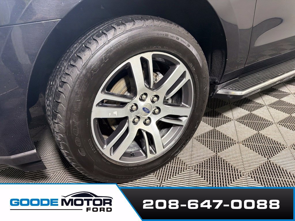 Used 2023 Ford Expedition Limited AWD/4WD image 26