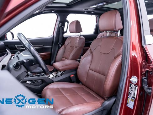 Used 2024 Kia Telluride SX image 28