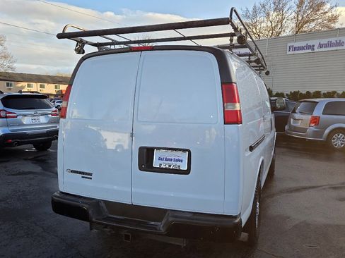 Used 2012 Chevrolet Express 3500 w/ Power Package image 9